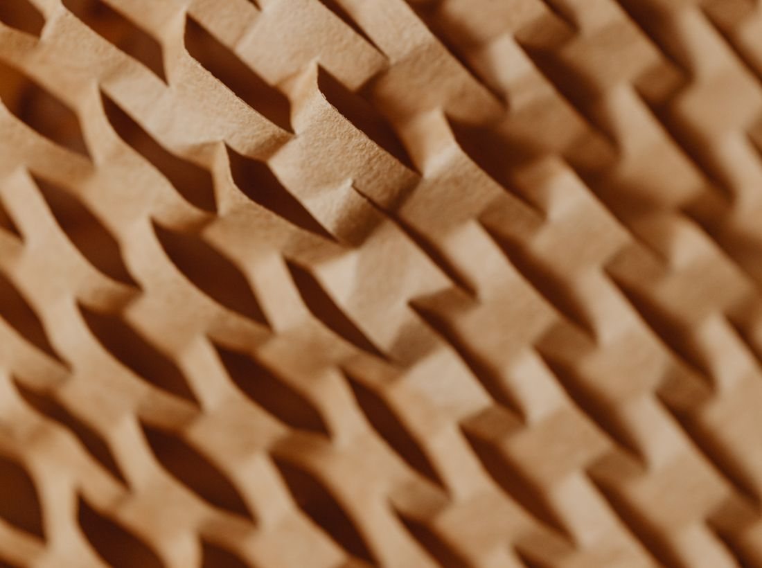 Honeycomb paper packaging: the wood-pallet alternative that skips ISPM-15
